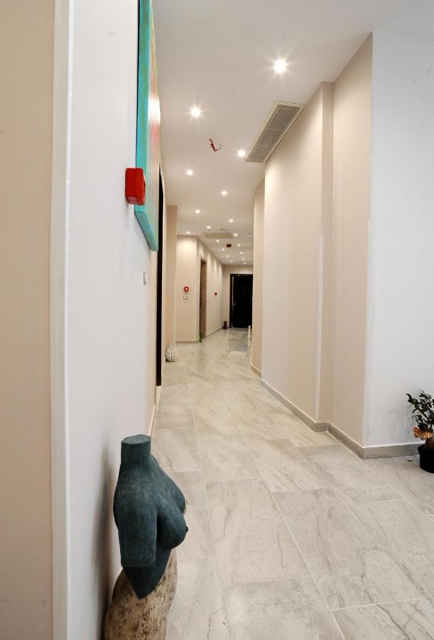 Afrodite Suites Sarande Bagian luar foto