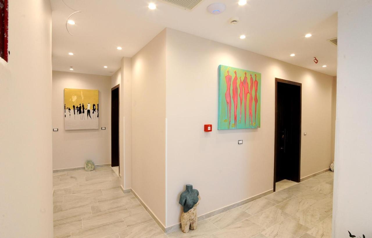 Afrodite Suites Sarande Bagian luar foto