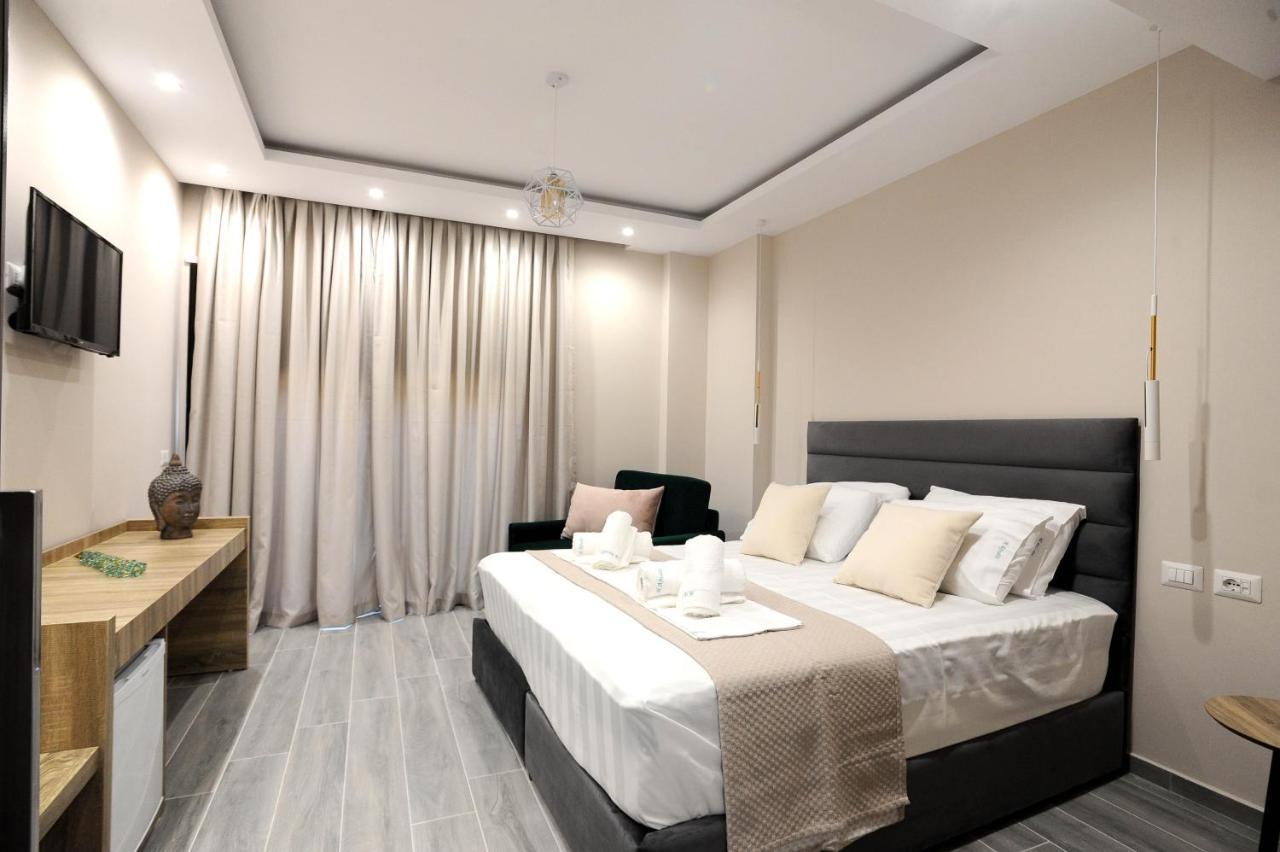 Afrodite Suites Sarande Bagian luar foto