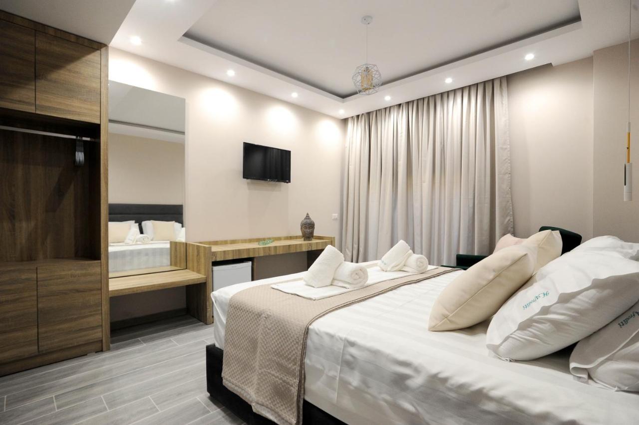 Afrodite Suites Sarande Bagian luar foto