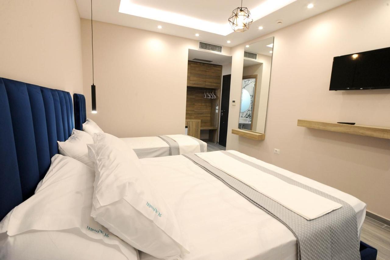 Afrodite Suites Sarande Bagian luar foto