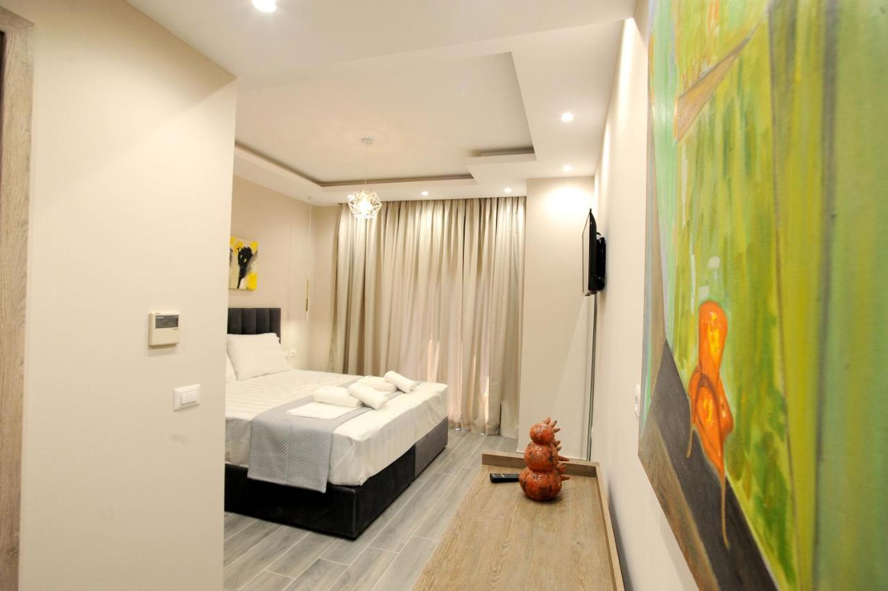 Afrodite Suites Sarande Bagian luar foto