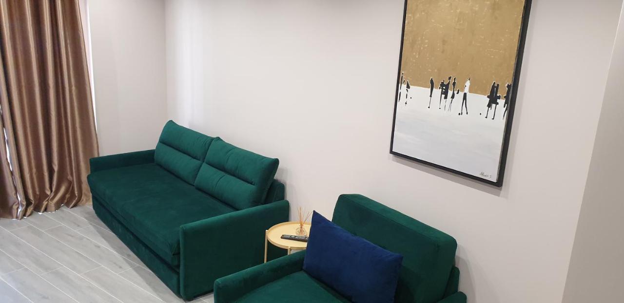Afrodite Suites Sarande Bagian luar foto